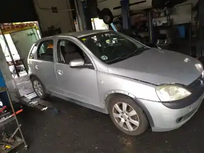 Sloopvoertuig opel corsa c z17dth van het jaar 2006 aangedreven z17dth