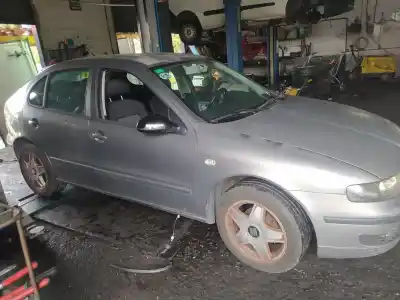 Scrapping Vehicle seat leon (1m1) 1.6 16 v of the year 2003 powered bcb