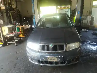 Veículo de Sucata SKODA FABIA (6Y2/6Y3)  do ano 2005 alimentado ASY