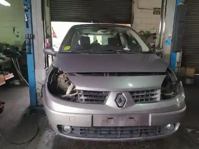 Hurda Aracı RENAULT SCENIC II (JM)  Yılın 2004 güçlü K4M 812 Hurda Aracı RENAULT SCENIC II (JM)  Yılın 2004 güçlü K4M 812