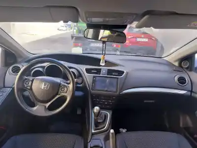 Veicolo di demolizione honda civic tourer (fk) n16a1 dell'anno 2017 alimentato n16a1