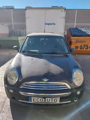 Scrapping Vehicle bmw mini (r50,r53) w10b16a of the year 2005 powered w10b16a