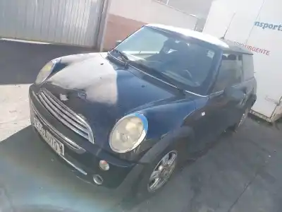 Scrapping Vehicle bmw mini (r50,r53) w10b16a of the year 2005 powered w10b16a