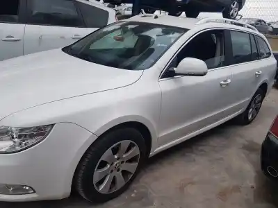Scrapping Vehicle skoda superb combi (3t5) ambition of the year 2011 powered cff