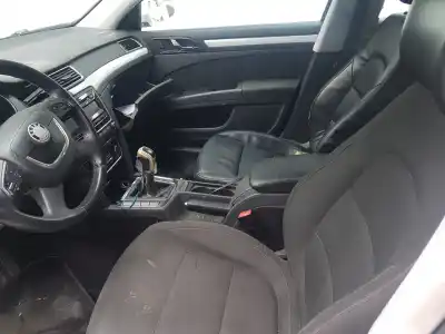 Scrapping Vehicle skoda superb combi (3t5) ambition of the year 2011 powered cff