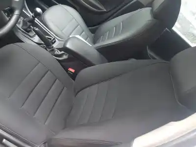 Здавання транспортного засобу citroen c5 station wagon exclusive року 2013 потужний rh01