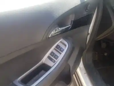 Veículo de Sucata chevrolet orlando lt do ano 2011 alimentado f18d4