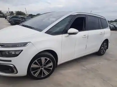 Veículo de Sucata citroen c4 grand picasso feel do ano 2018 alimentado ah01