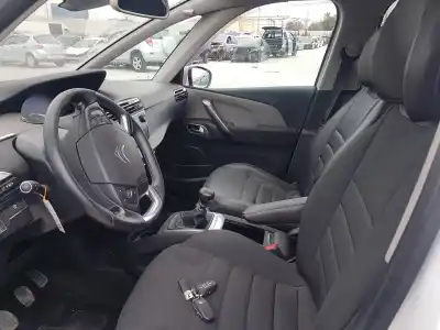 Veículo de Sucata citroen c4 grand picasso feel do ano 2018 alimentado ah01