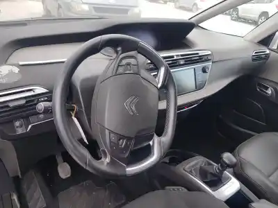 Veículo de Sucata citroen c4 grand picasso feel do ano 2018 alimentado ah01