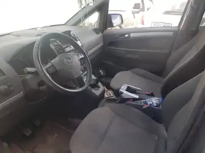 Vehicul casat opel zafira b cosmo al anului 2010 alimentat z17dtr