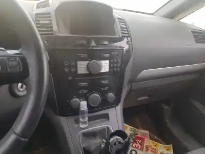 Vehicul casat opel zafira b cosmo al anului 2010 alimentat z17dtr