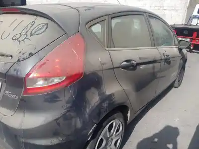 Veicolo di demolizione ford fiesta (cb1) trend dell'anno 2011 alimentato kvja