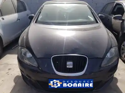 Sloopvoertuig SEAT                                               LEON (1P1)                                                                                                                                                                                                                                                 Reference                                                                                                                                                                                                                                                  van het jaar 2010 aangedreven CAX