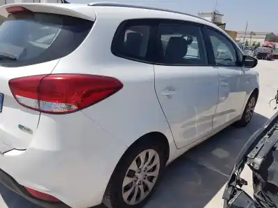 Scrapping Vehicle kia carens ( ) concept of the year 2016 powered d4fd