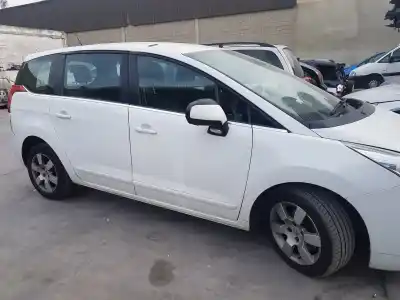 Vehicul casat peugeot 5008 allure al anului 2012 alimentat rh02