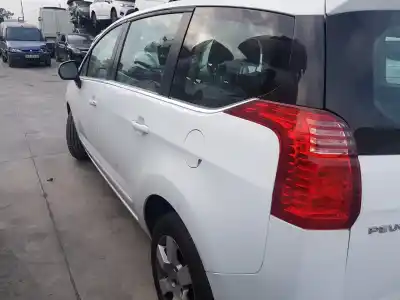 Vehicul casat peugeot 5008 allure al anului 2012 alimentat rh02