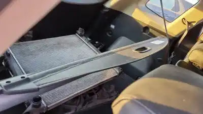 Véhicule à la ferraille kia carens ( ) basic de l'année 2018 alimenté d4fd