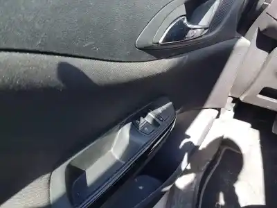 Sloopvoertuig opel corsa e business van het jaar 2018 aangedreven b13dtc opt.lkv