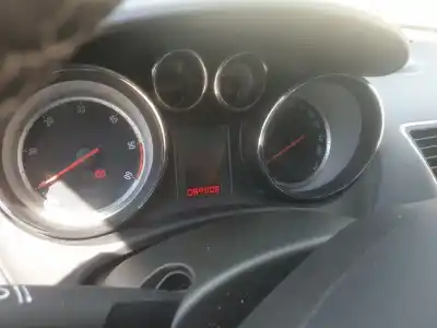 Sloopvoertuig opel meriva b cosmo van het jaar 2016 aangedreven a17dts