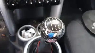 Vehicul casat bmw mini (r50,r53) one al anului 2003 alimentat w10b16a