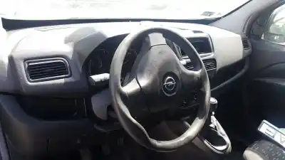 Veicolo di demolizione opel combo d expression l2h1 dell'anno 2011 alimentato a16fdh