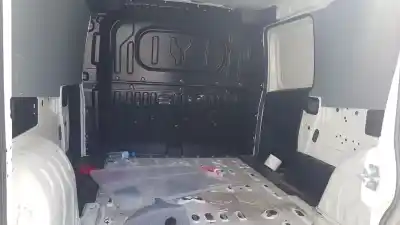 Veicolo di demolizione opel combo d expression l2h1 dell'anno 2011 alimentato a16fdh