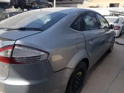 Véhicule à la ferraille ford mondeo berlina (ca2) trend de l'année 2007 alimenté qxbb