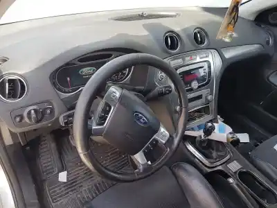 Véhicule à la ferraille ford mondeo berlina (ca2) trend de l'année 2007 alimenté qxbb