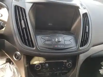 Здавання транспортного засобу ford kuga (cbs) trend року 2016 потужний xrma