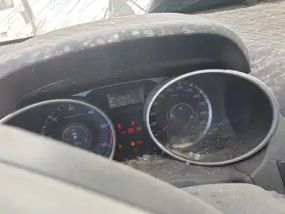 Véhicule à la ferraille hyundai ix35 classic 2wd de l'année 2010 alimenté d4ha