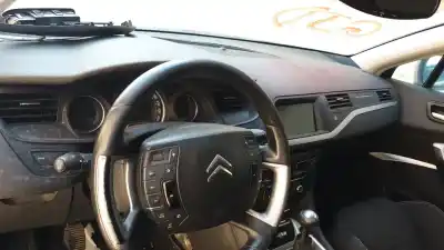 Veículo de Sucata citroen c5 berlina exclusive do ano 2008 alimentado rhr