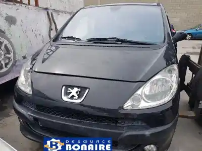 Veículo de Sucata PEUGEOT 1007 Urban do ano 2005 alimentado 8HZ