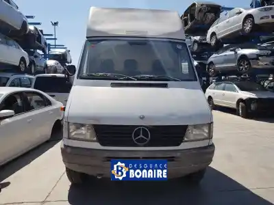 Veicolo di demolizione MERCEDES-BENZ SPRINTER CAJA ABIERTA/DOBLE CAB. (SERIE 901-904) 412 D (904.412-413) dell'anno 1996 alimentato 602980 I