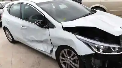 Sloopvoertuig kia cee´d fifa world cup edition van het jaar 2014 aangedreven g4fa