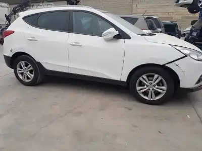 Véhicule à la ferraille hyundai ix35 style 2wd de l'année 2013 alimenté d4fd