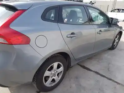 Veicolo di demolizione volvo v40 basis dell'anno 2019 alimentato d4162t