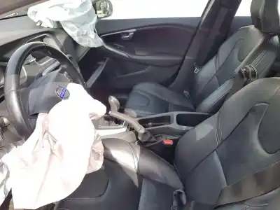 Veicolo di demolizione volvo v40 basis dell'anno 2019 alimentato d4162t