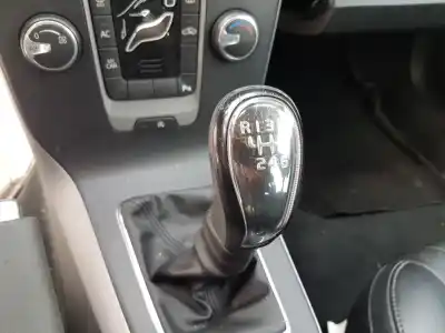 Veicolo di demolizione volvo v40 basis dell'anno 2019 alimentato d4162t