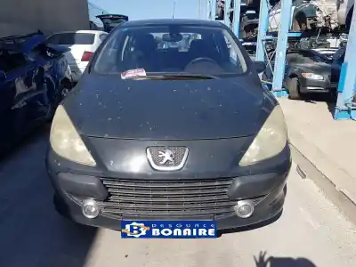 Hurda Aracı PEUGEOT 307 BERLINA (S2) XS Yılın 2008 güçlü 9HZ