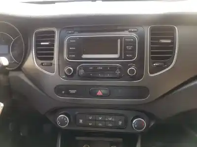 Veículo de Sucata kia carens ( ) drive do ano 2016 alimentado d4fd