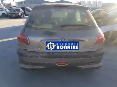 Vehicul casat peugeot 206 berlina gti al anului 1999 alimentat 