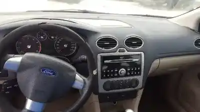 Veículo de Sucata ford focus berlina (cap) titanium do ano 2005 alimentado aoda