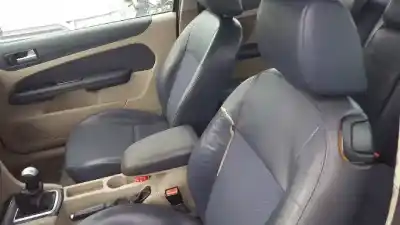 Veículo de Sucata ford focus berlina (cap) titanium do ano 2005 alimentado aoda