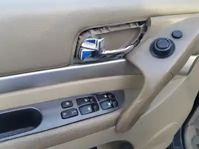 Здавання транспортного засобу ssangyong rodius xdi року 2005 потужний d27dt
