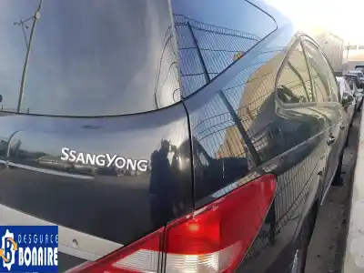 Здавання транспортного засобу ssangyong rodius xdi року 2005 потужний d27dt