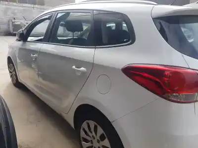 Scrapping Vehicle kia carens ( ) concept of the year 2017 powered d4fd