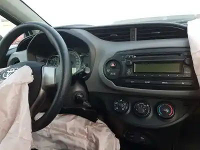 Veículo de Sucata toyota yaris active do ano 2014 alimentado 1nd