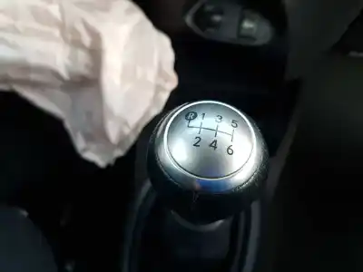 Veículo de Sucata toyota yaris active do ano 2014 alimentado 1nd