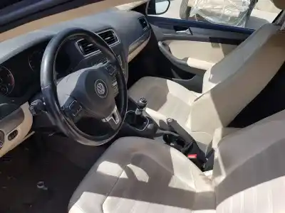 Veículo de Sucata volkswagen jetta (162) sport do ano 2011 alimentado cay